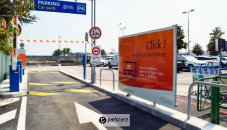 Parcheggio P4 Aeroporto Nizza foto 2