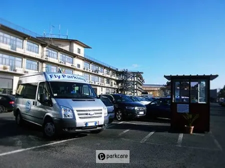 Fly Parking Catania foto 1