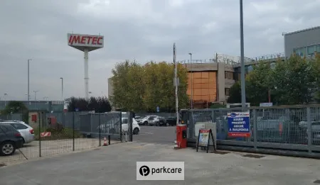 Well Parking Orio al Serio foto 2