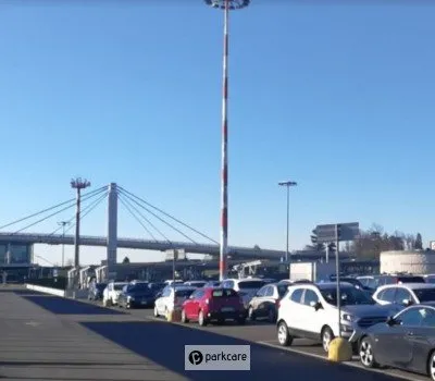Parcheggio P4 Holiday Aeroporto Malpensa foto 4