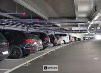Parcheggio P6 Aeroporto Zurigo foto 7
