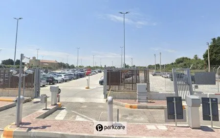 Parcheggio P9 Easy Aeroporto Brindisi foto 2