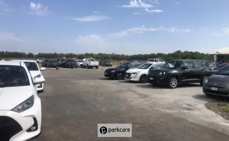 Alghero Carwash Parking foto 1